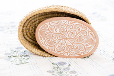 Bread Warmer - Oval Ivy Swirls